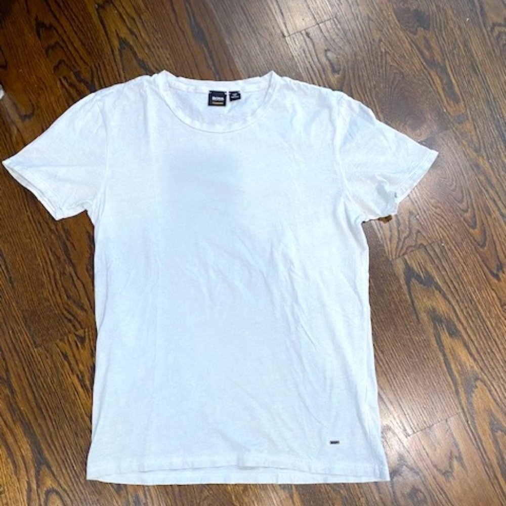 BOSS 100% cotton T-shirt in stone color -size L